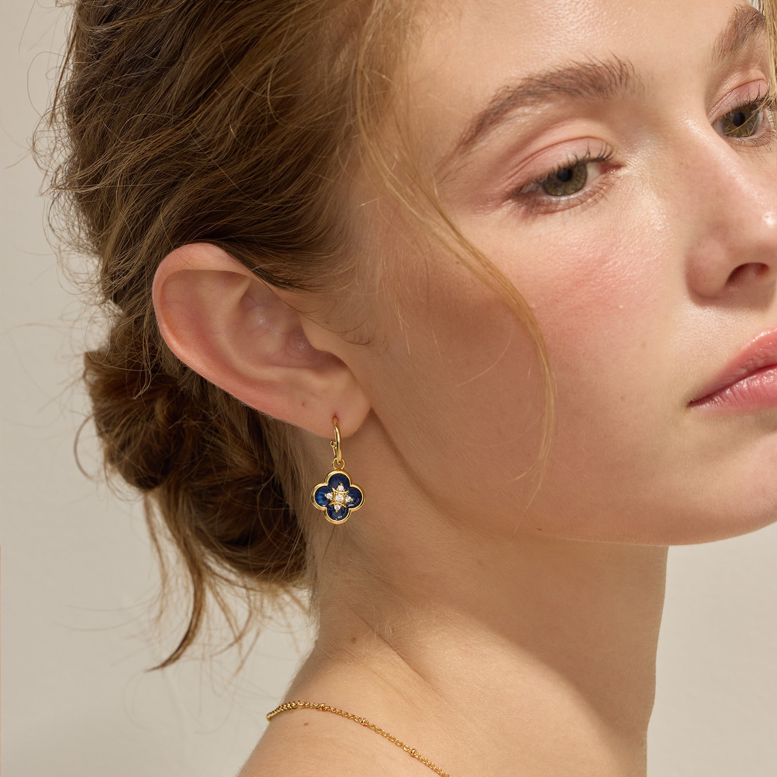 Secret Garden Clover Drop Earrings