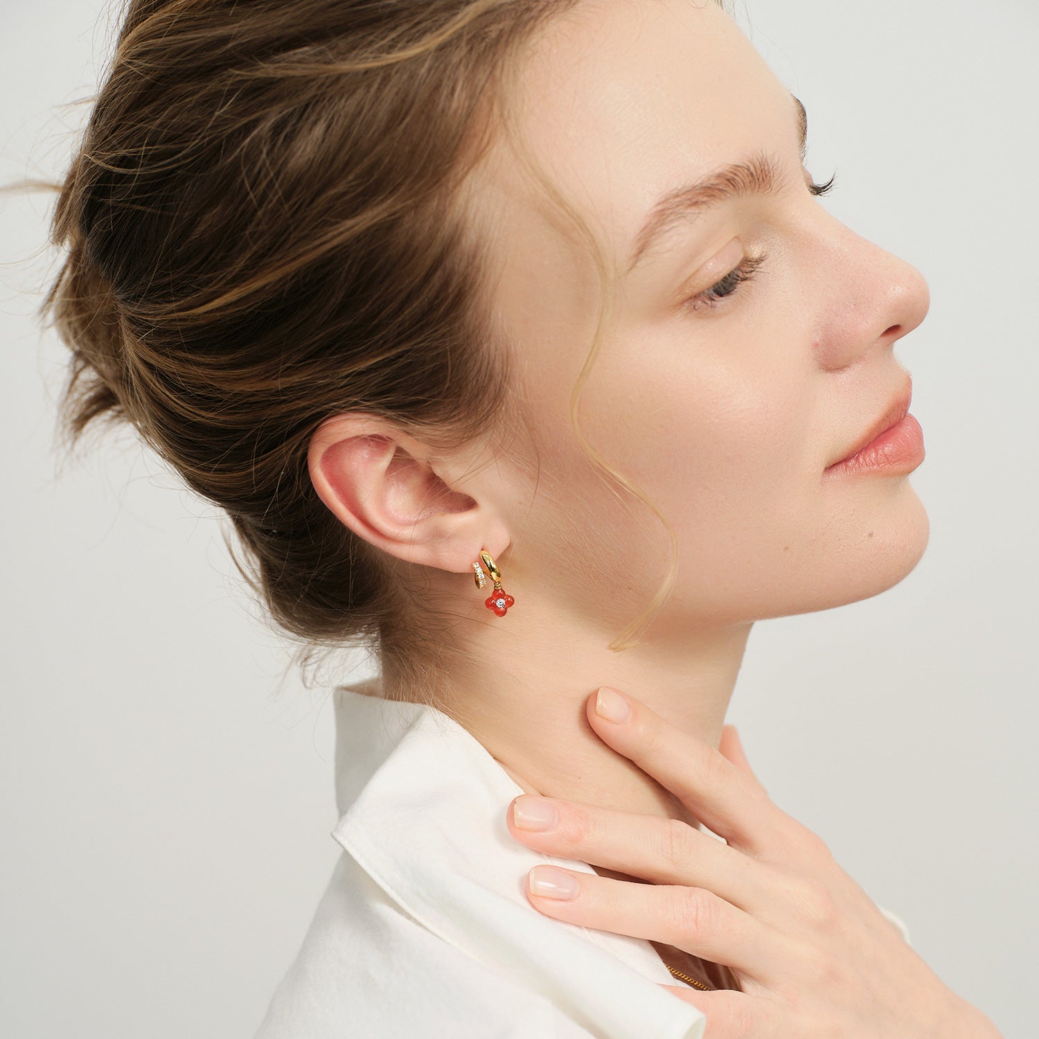 Gold-Tone Duo Hoop Earrings with Red Agate Clover