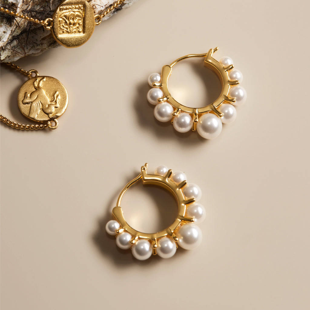 Innocence Age Shell Pearl Hoop Earrings