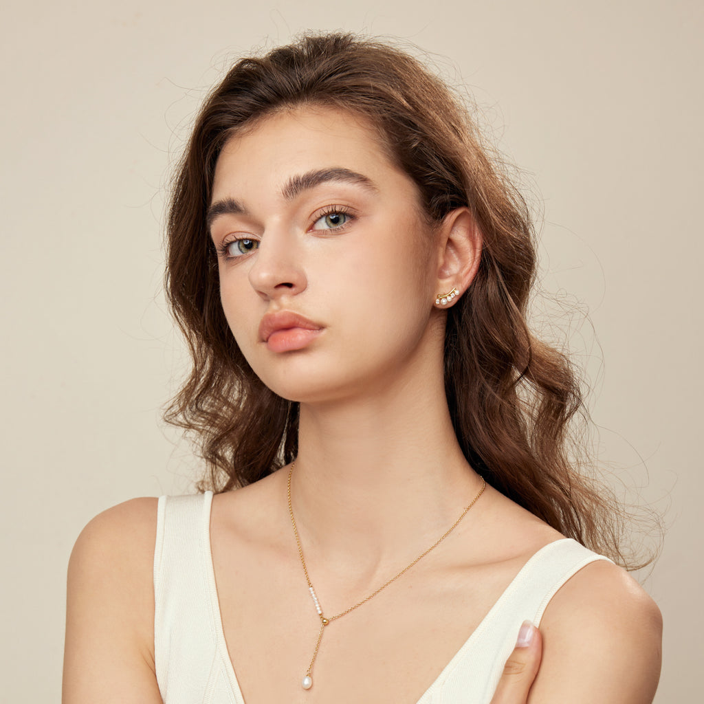 Shell Pearl Smile Stud Earrings