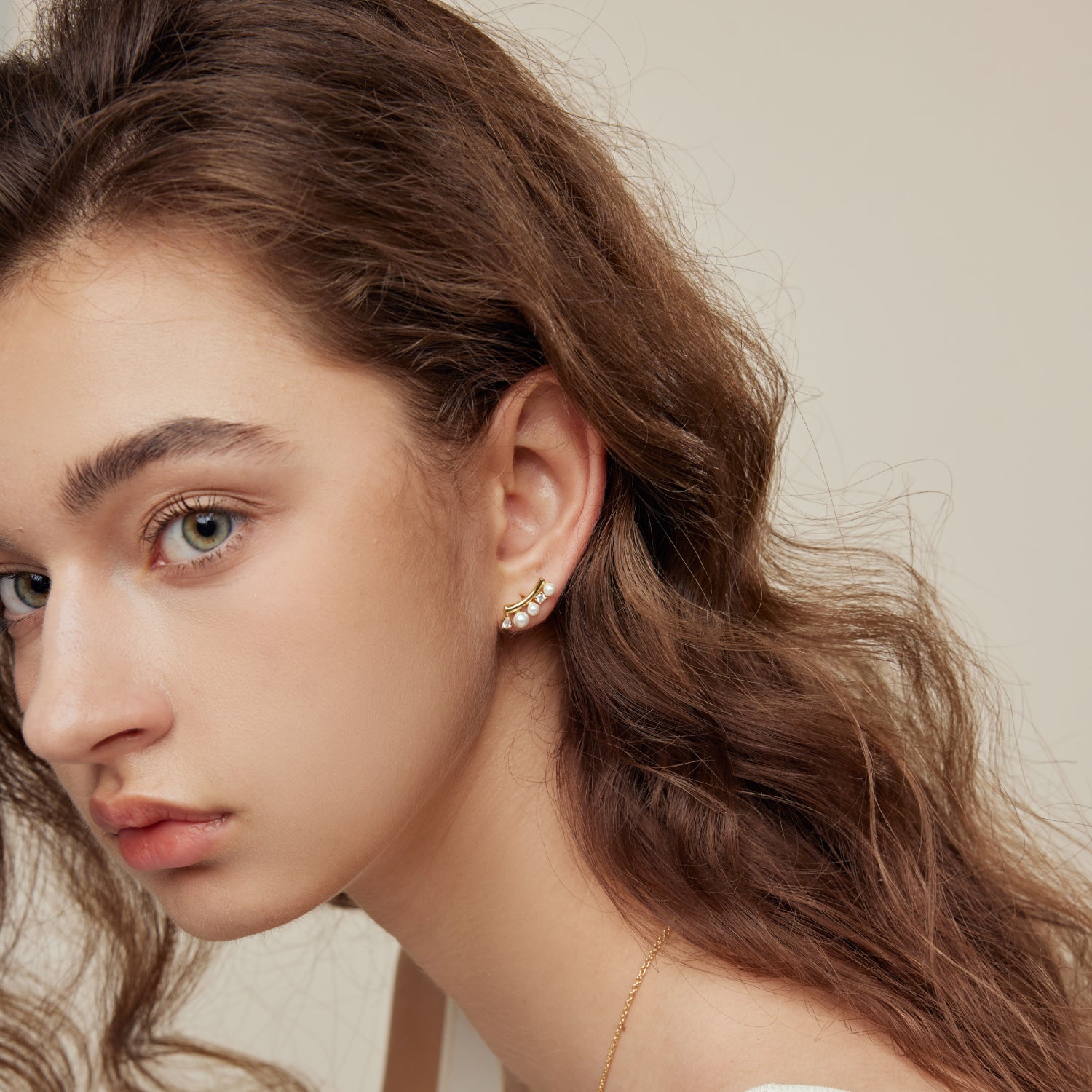 Shell Pearl Smile Stud Earrings