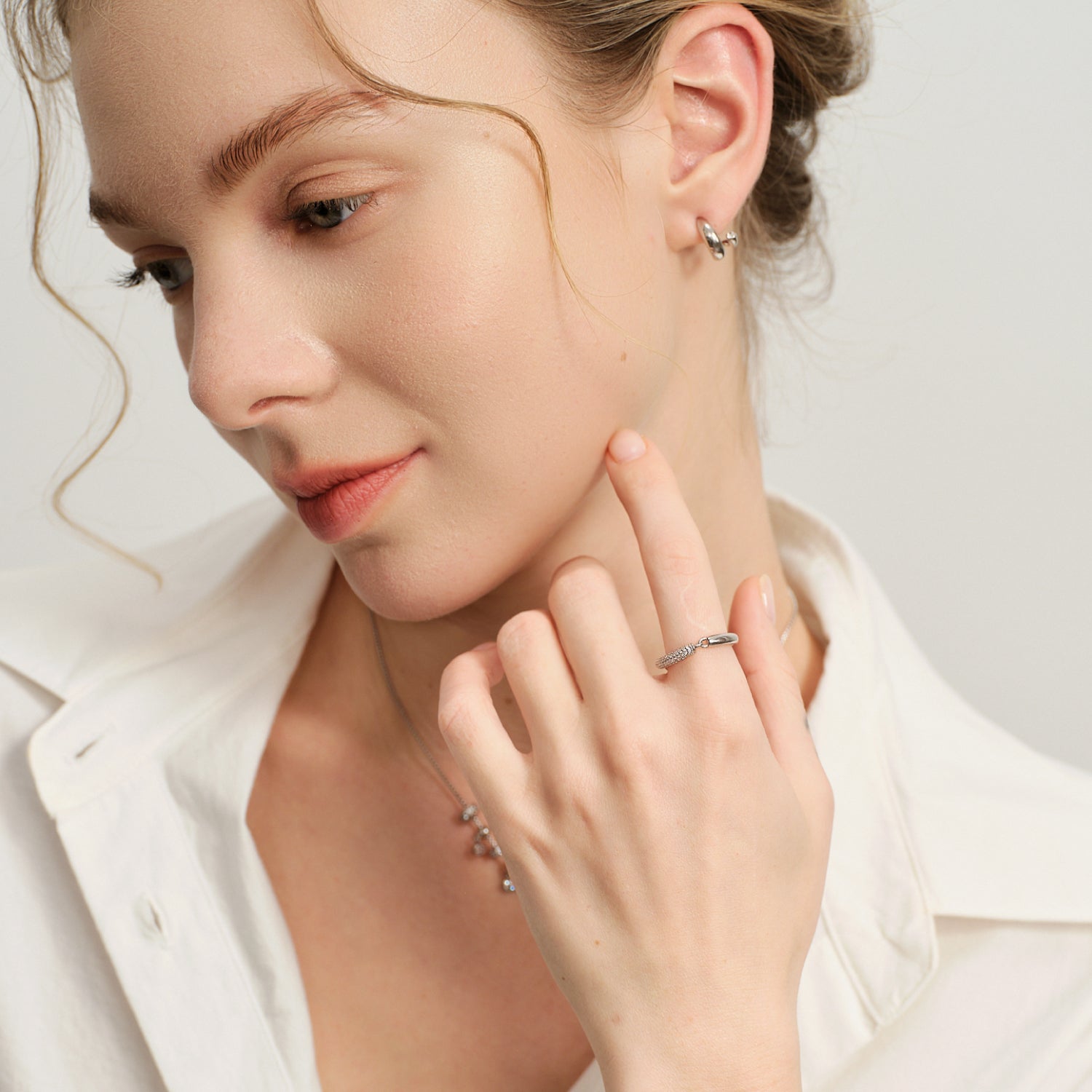 Lucia Stud Earrings