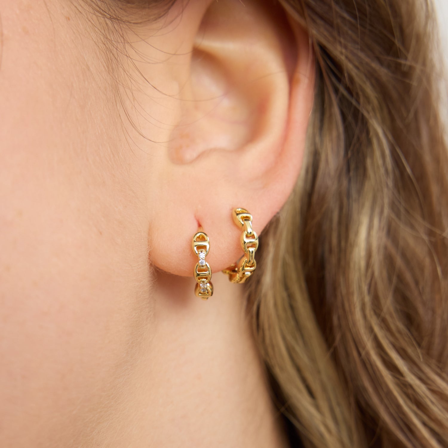 Signature Chain Link Small Hoop Earrings