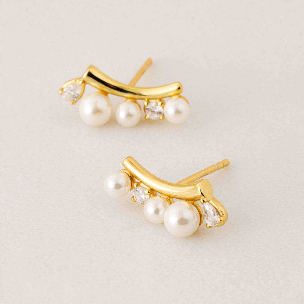 Shell Pearl Smile Stud Earrings