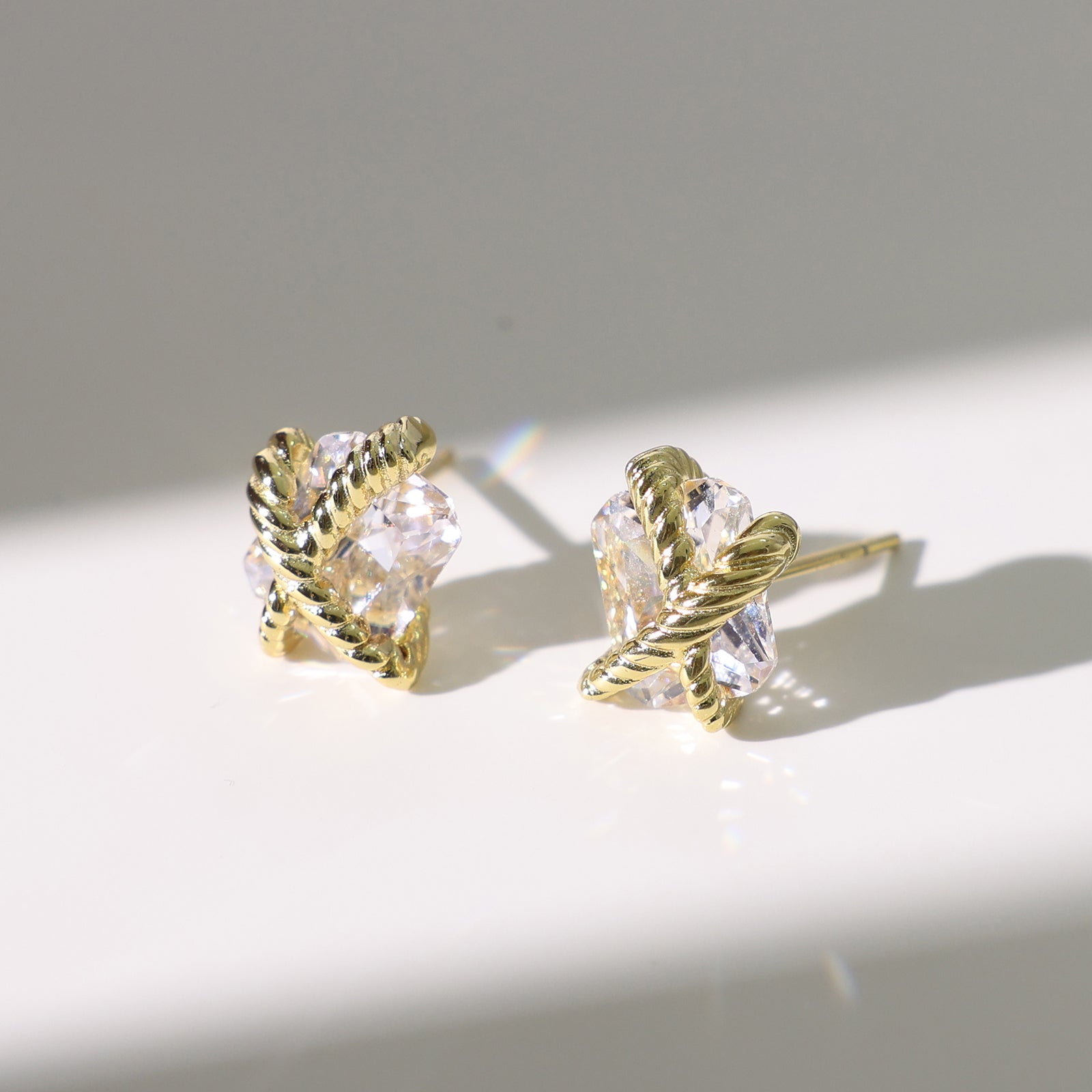 Cubic Zirconia Woven Sugar Cube Studs