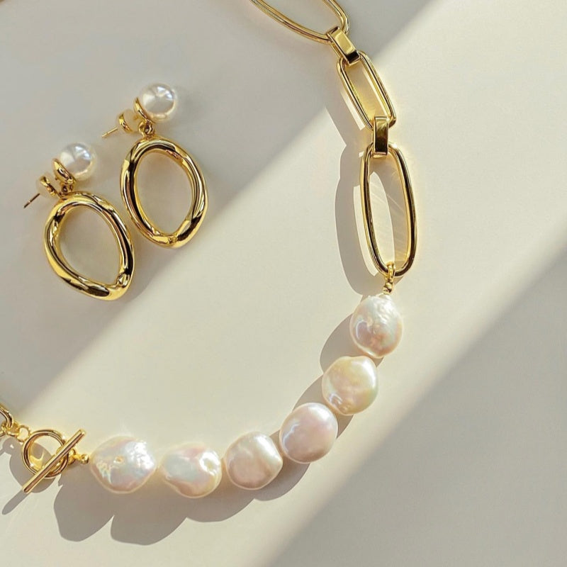 Innocence Age Pearl Drop Earrings