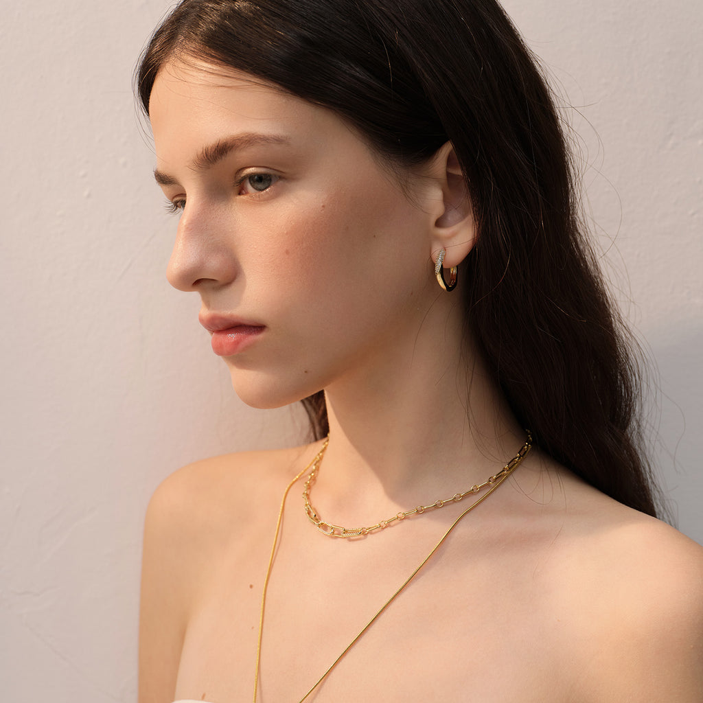 Elsa Pavé Waterdrop Hoops