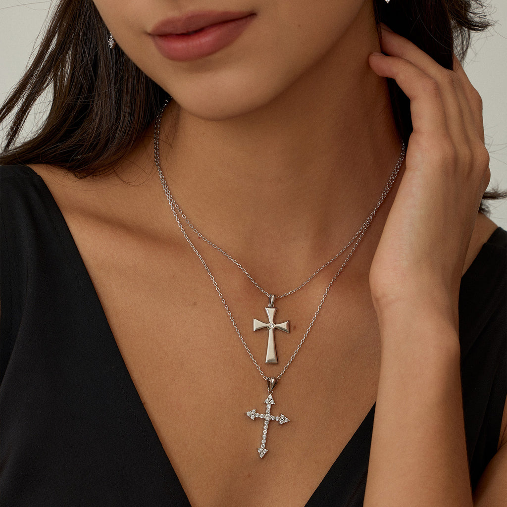 Medium Cross Silver Pendant Necklace