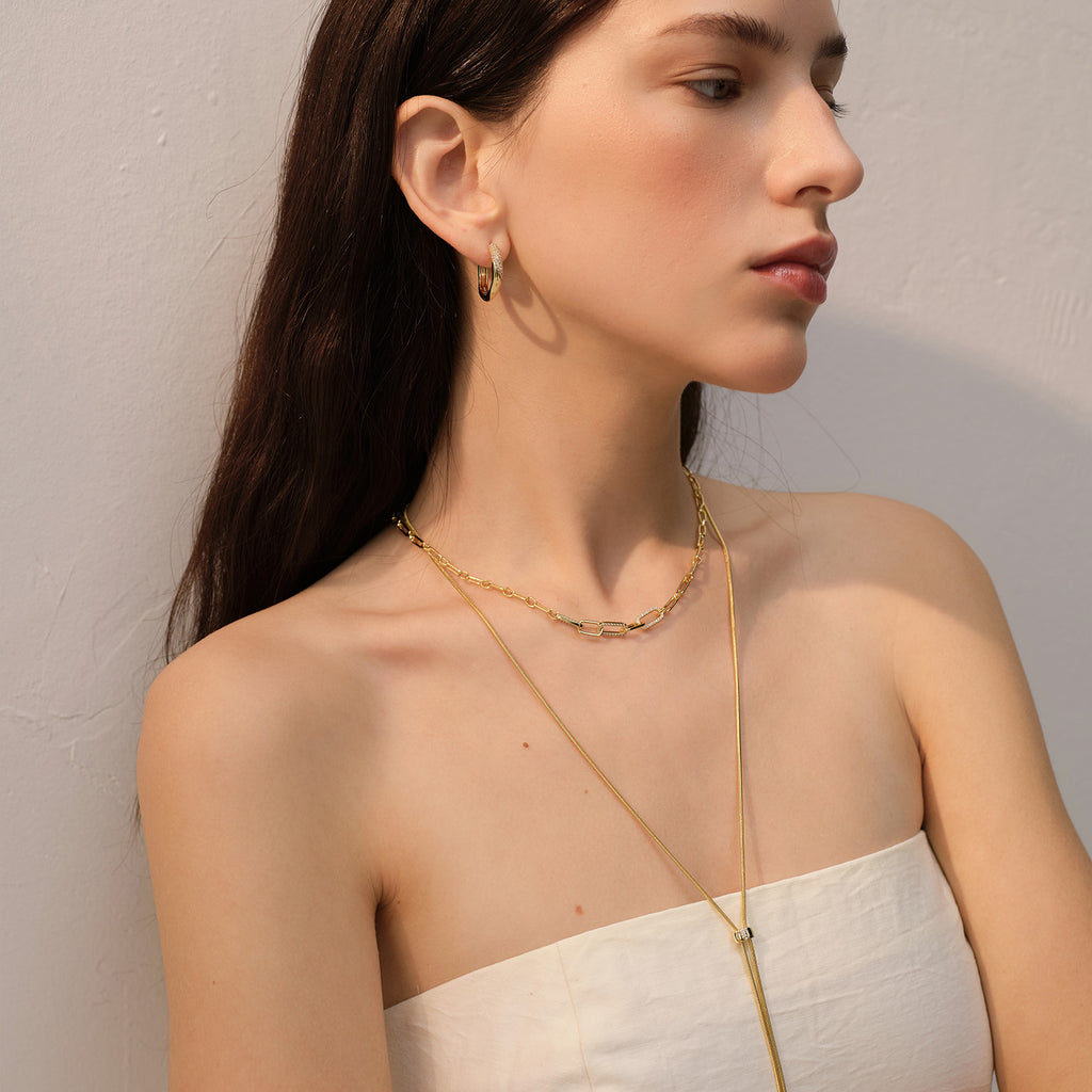 Elsa Pavé Waterdrop Hoops