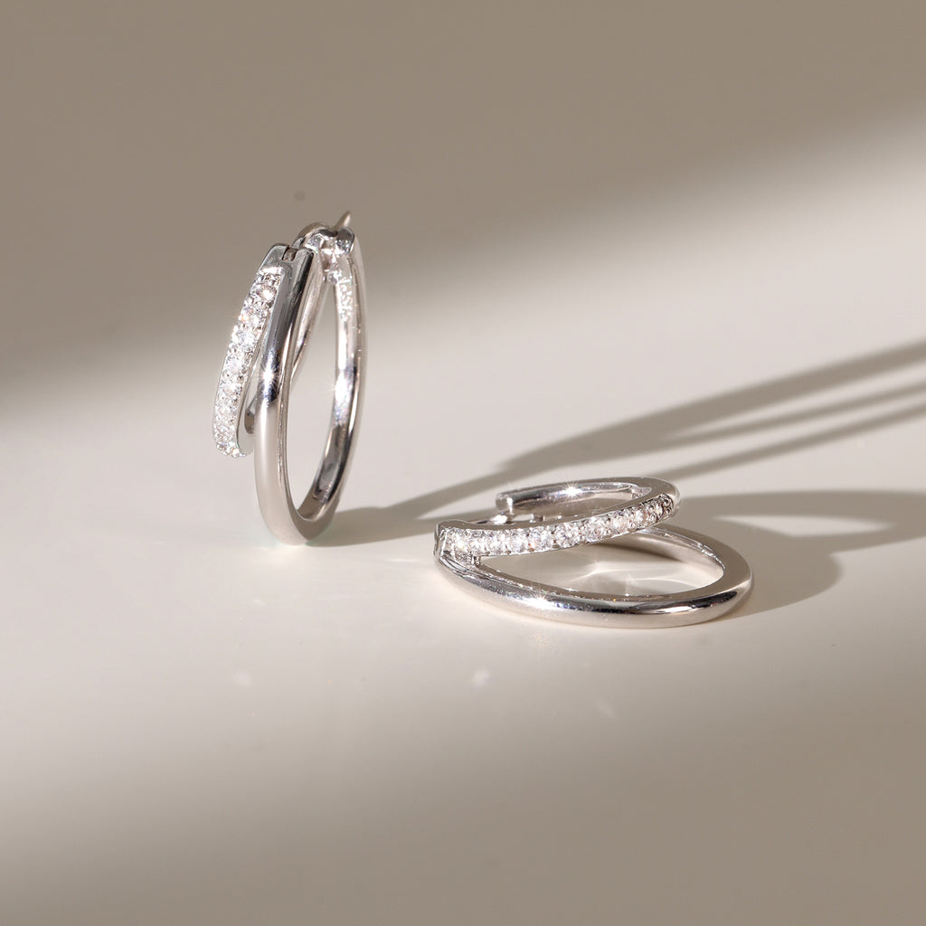 Lucia Pavé Medium Hoop Earrings